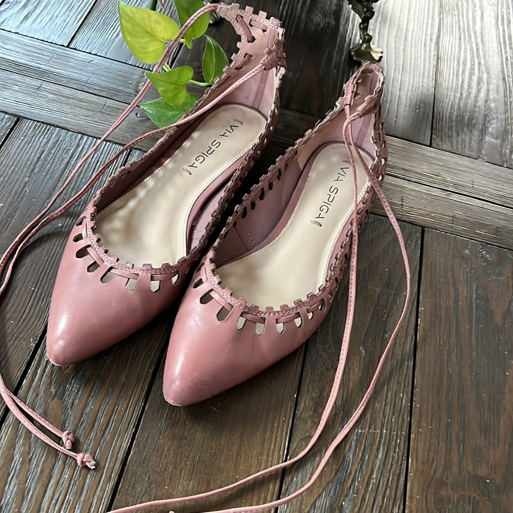 Via Spiga adorable dark mauve cut out ballet flats with ties